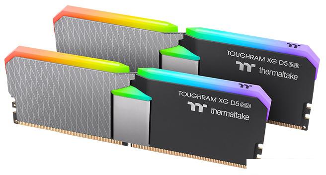 Оперативная память Thermaltake Toughram XG RGB D5 2x16ГБ DDR5 6000МГц RG33D516GX2-6000C36B