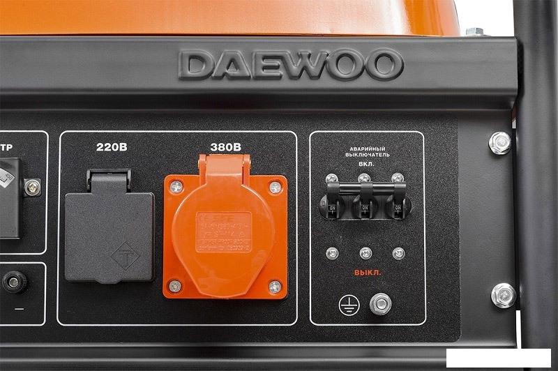 Бензиновый генератор Daewoo Power GDA 7500E-3